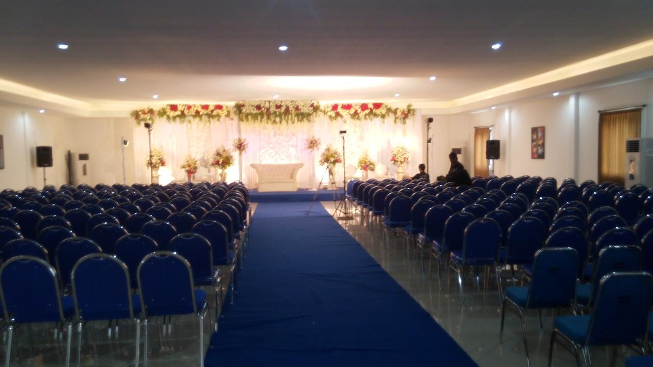 Hotel Transit Pasuruan Luaran gambar