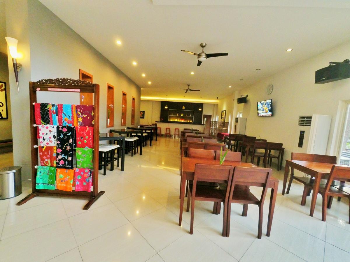 Hotel Transit Pasuruan Luaran gambar